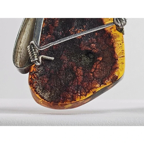 Vintage Beautiful Large Amber Brooch/Pendant Set In Sterling Silver 13.8 Grams - Picture 6 of 9